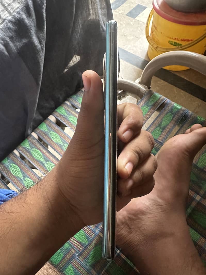 Infinix Zero 40 4
