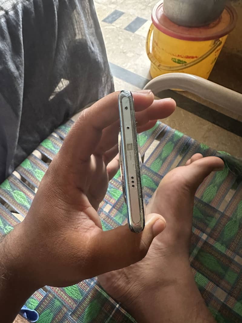 Infinix Zero 40 7