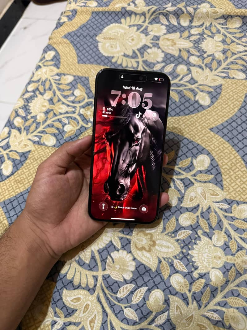 Iphone 15 Pro Max 6
