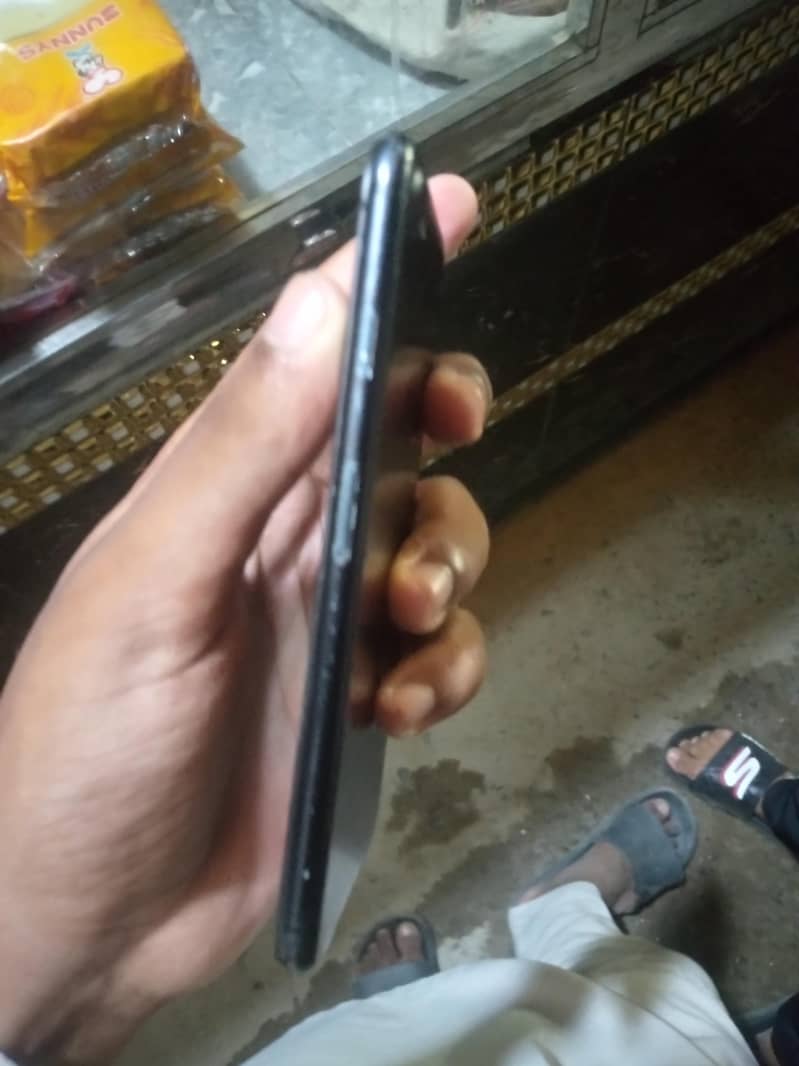 Apple iPhone 7 2