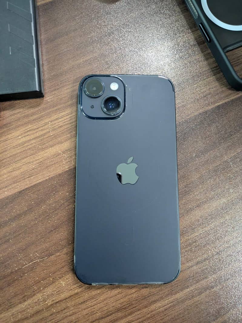 Apple iPhone 14 4