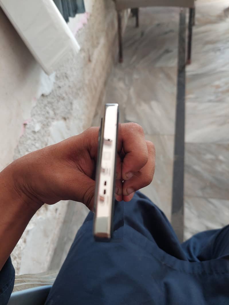 Infinix Note 40 2