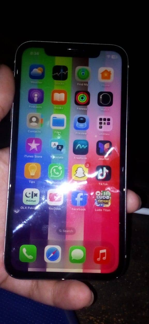Apple iPhone 11 0