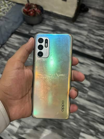 OPPO Reno6