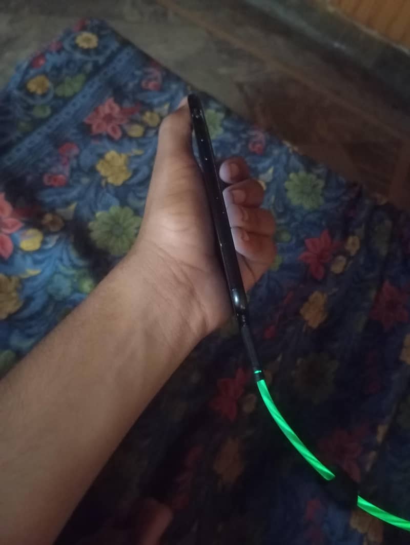 Apple iPhone 7 3