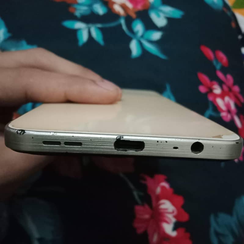 Itel S25 4