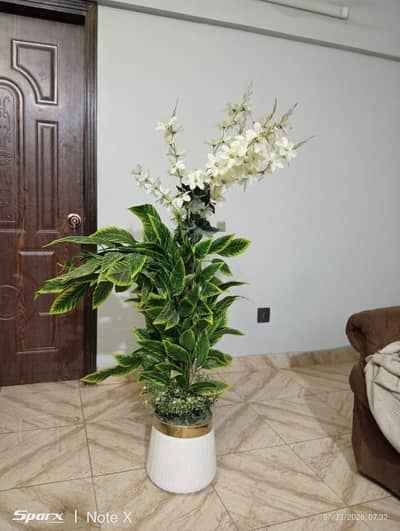 Beautiful Tall flower vase with Artificial flowers-Perfect home decor