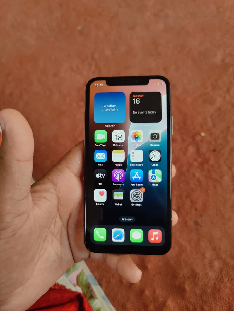 Apple iPhone XS 6