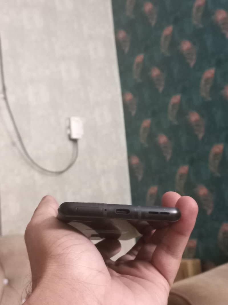 One Plus 8 5G 2