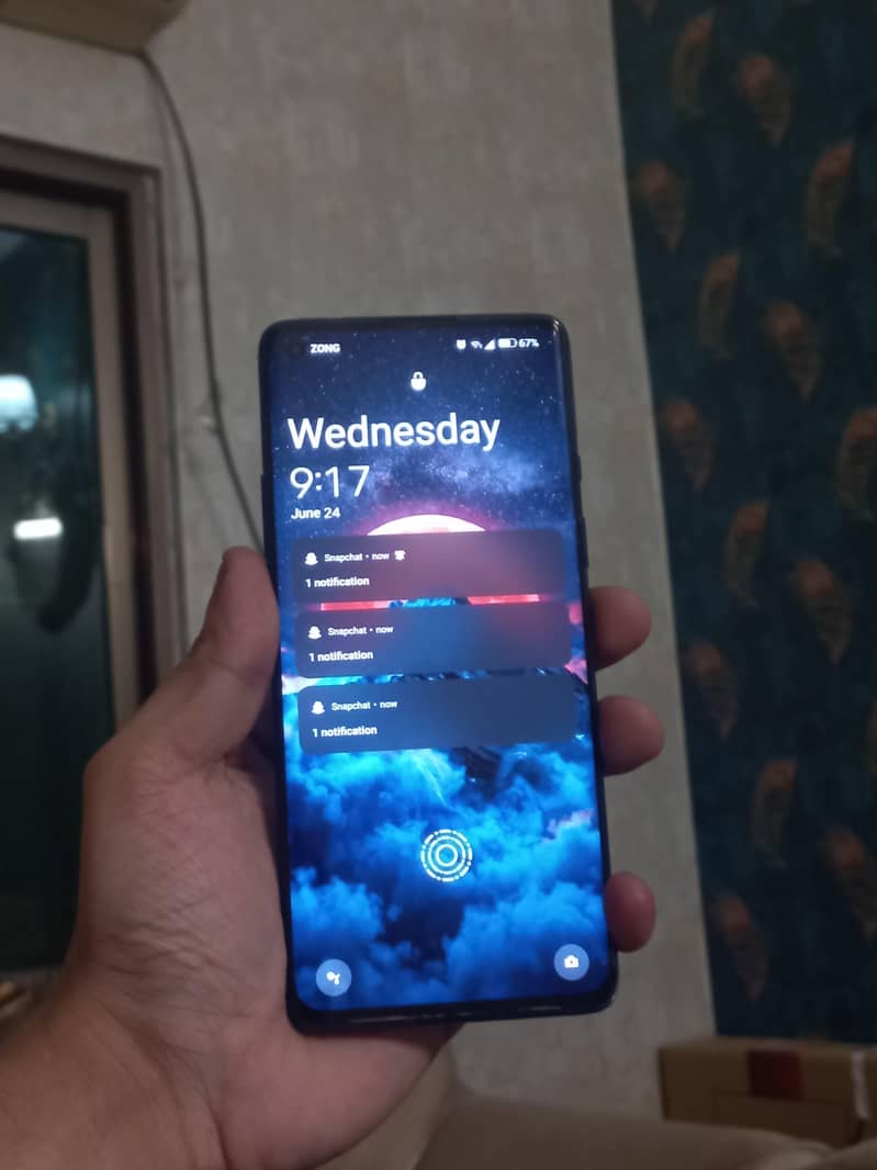 One Plus 8 5G 4