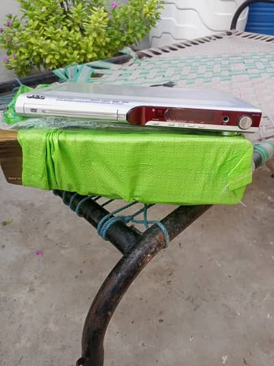 DVD player