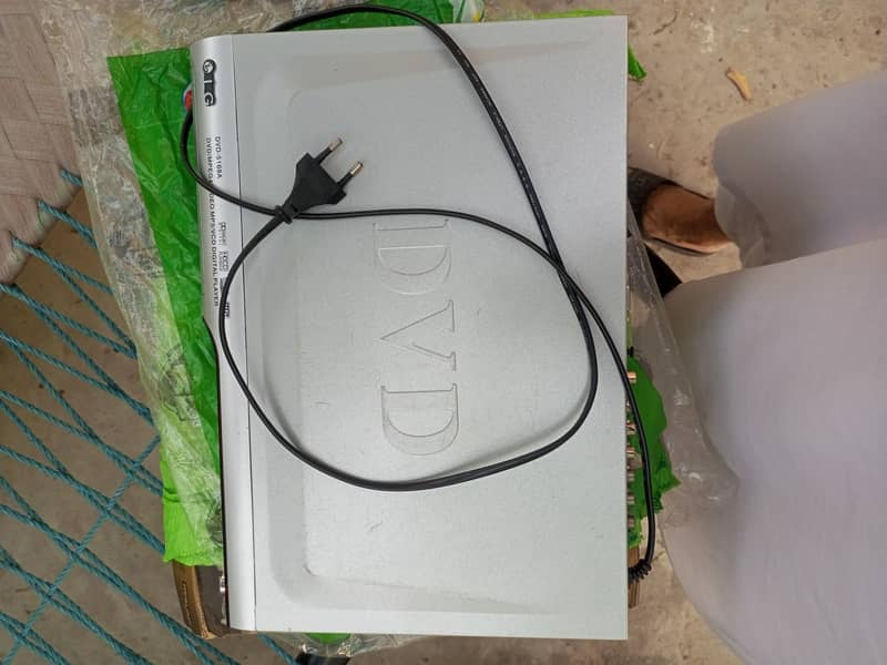 DVD player 1