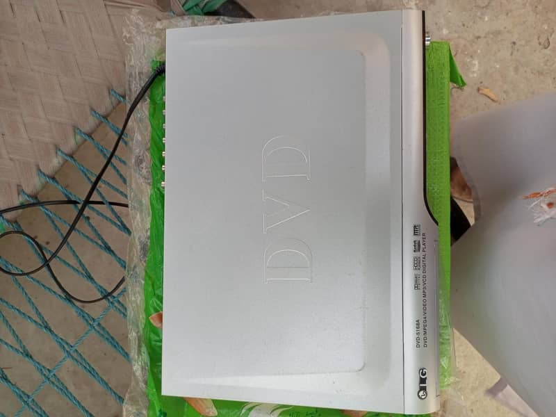 DVD player 2