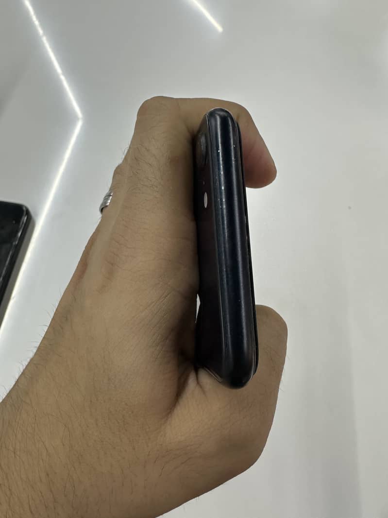 Apple iPhone SE 0