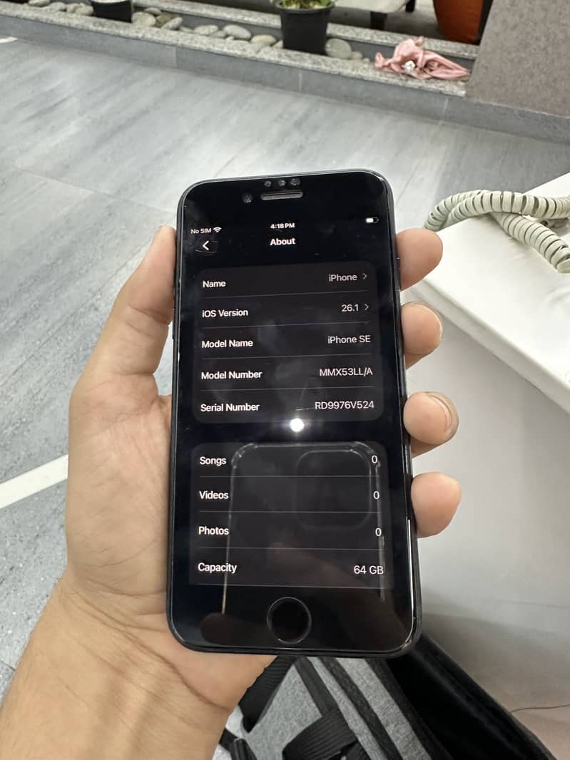 Apple iPhone SE 4
