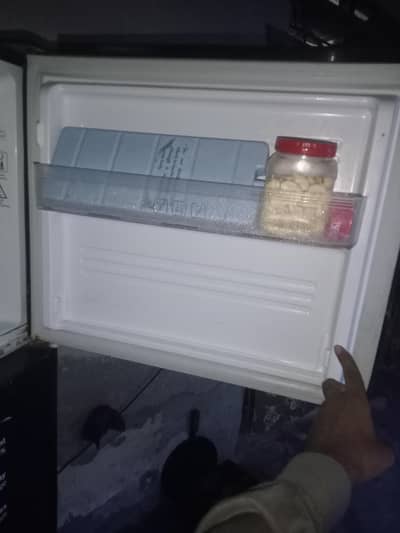 Homage refrigerator