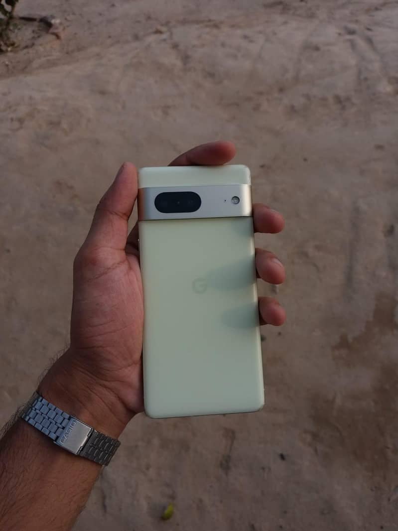 Google Pixel 7 5