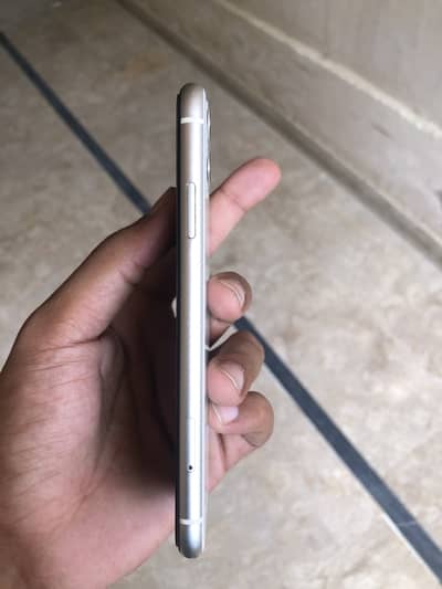 Urgent sale Apple iPhone 11
