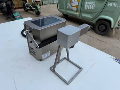 30W Handheld Fiber Laser Marking Machine | Metal Engraver