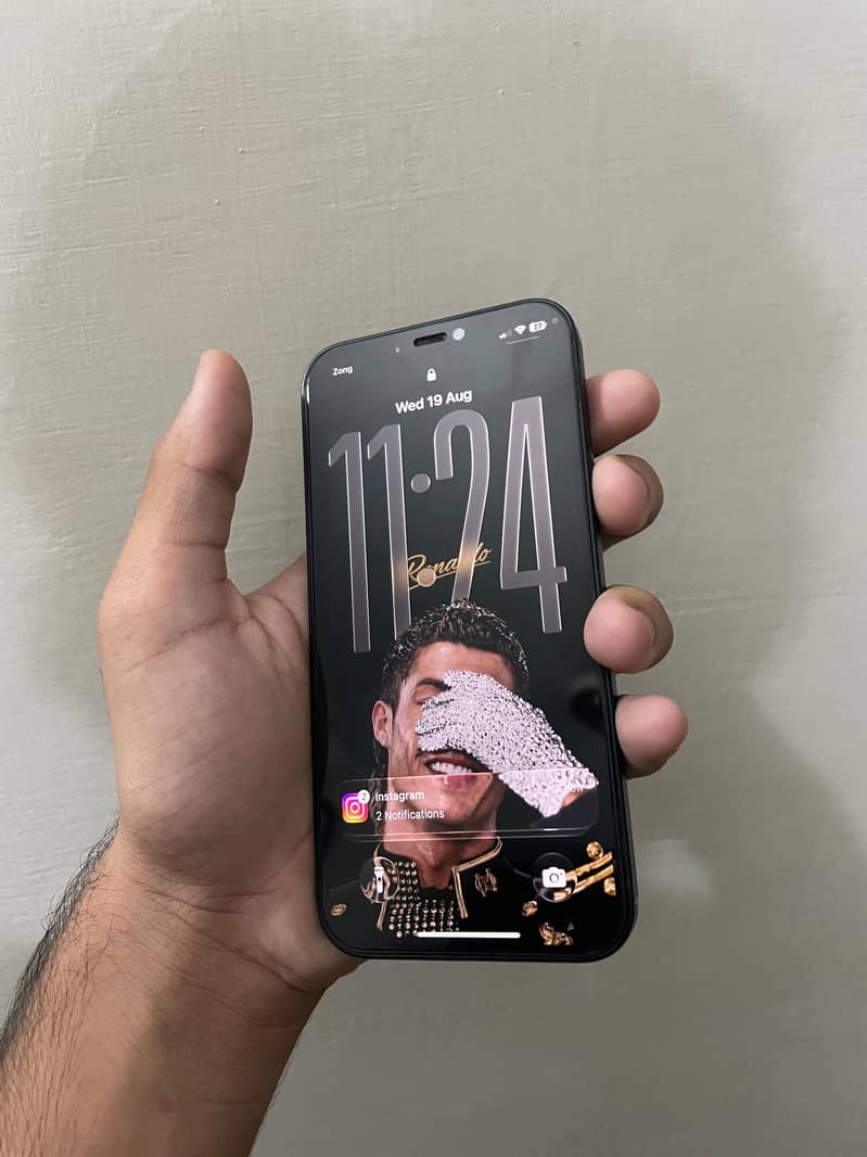 Apple iPhone 12 2