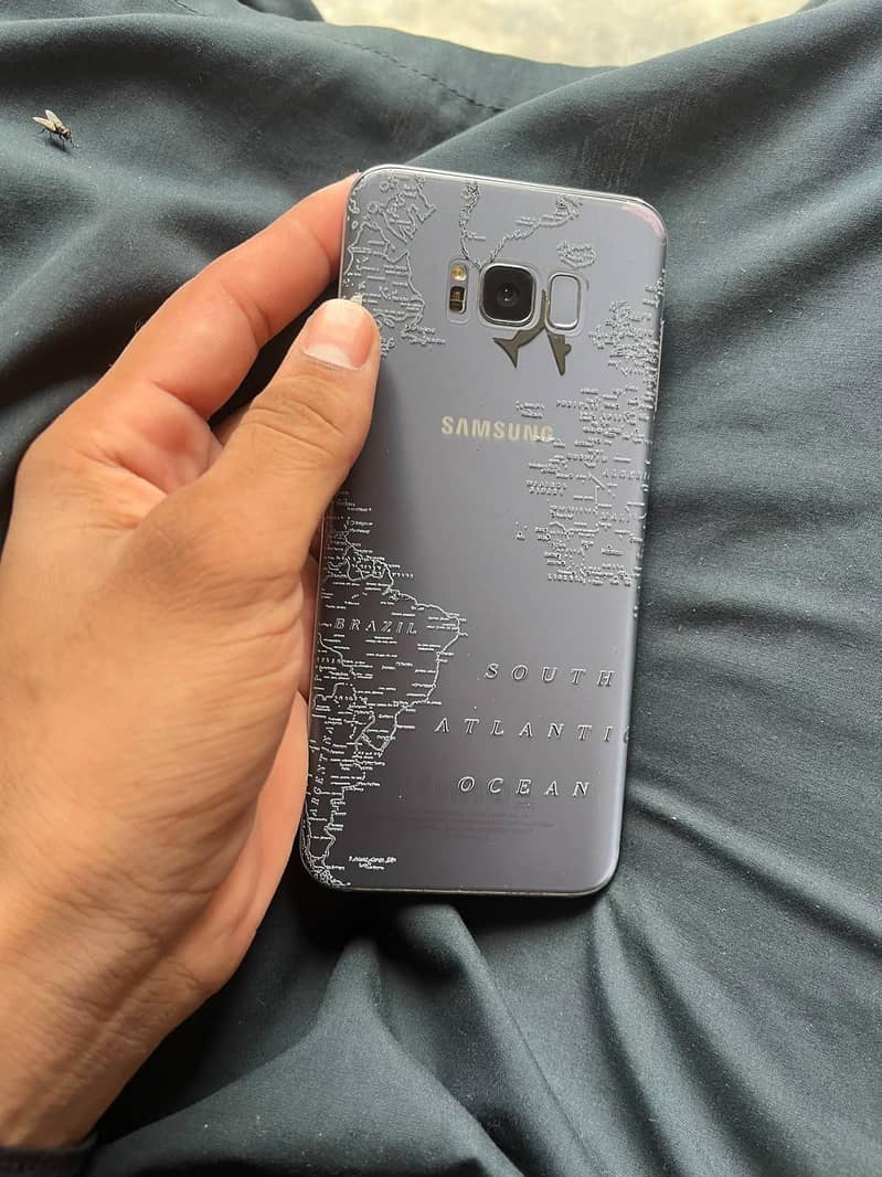Samsung Mobile S8 Plus 1