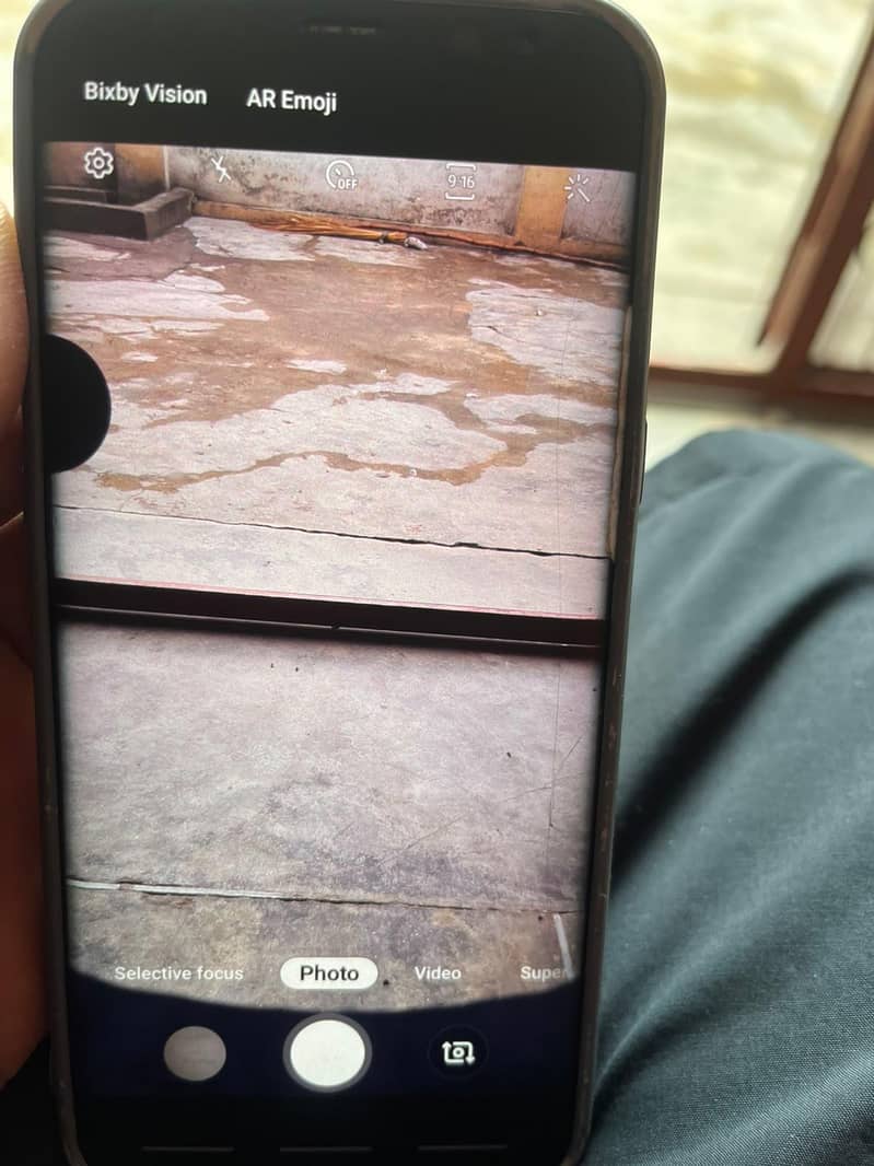 Samsung Mobile S8 Plus 4