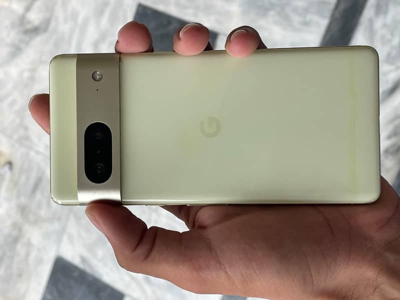 Google Pixel 7 5