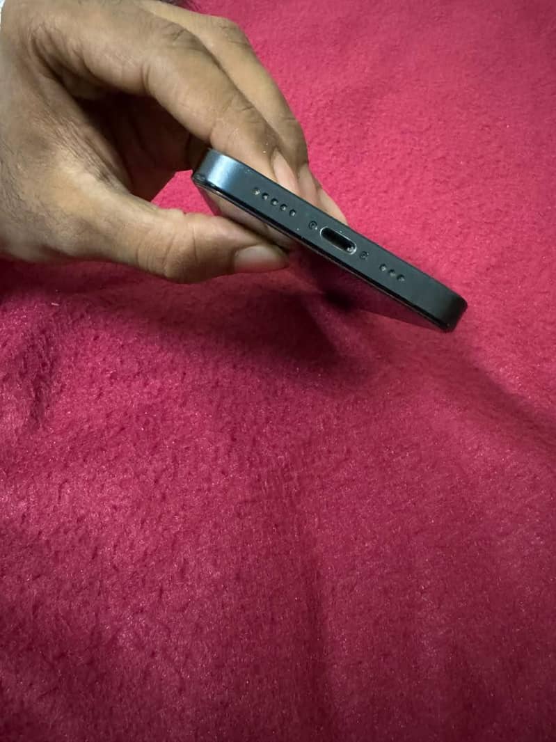 Apple iPhone 14 6