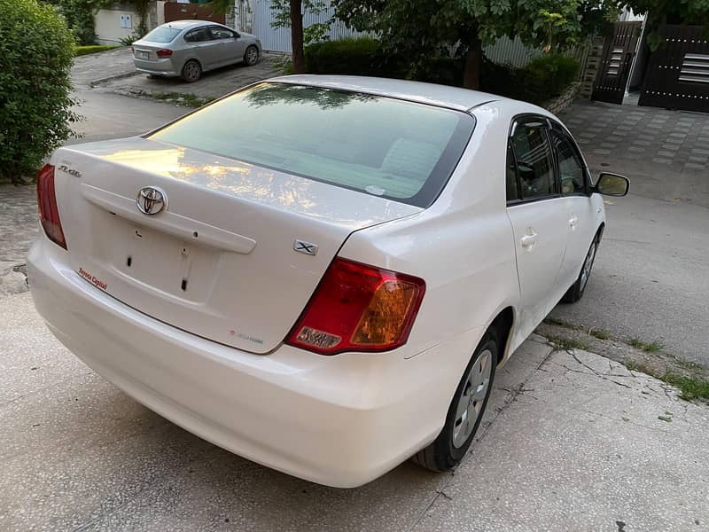 Toyota Axio X 2