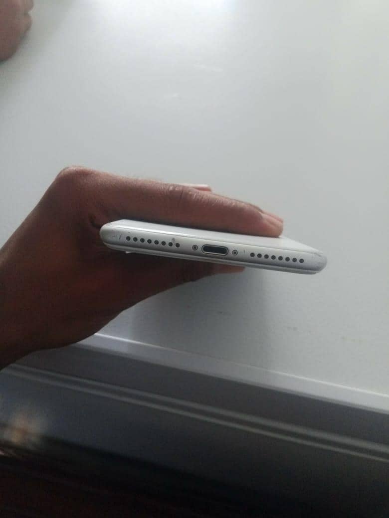 iPhone 7plus 4