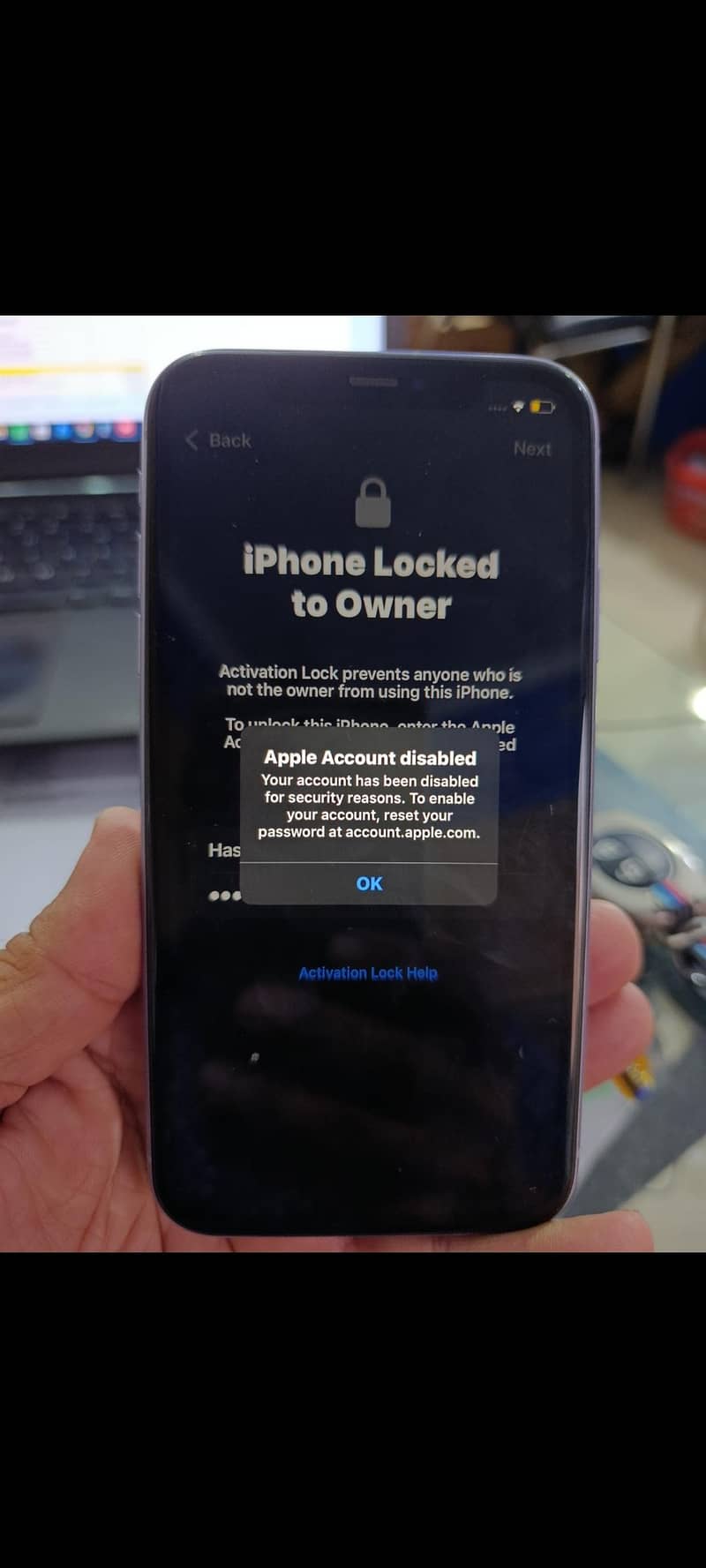 Apple iPhone 11 3