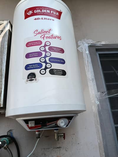40L Golden Fuji Electric Geyser for Sale only one month.