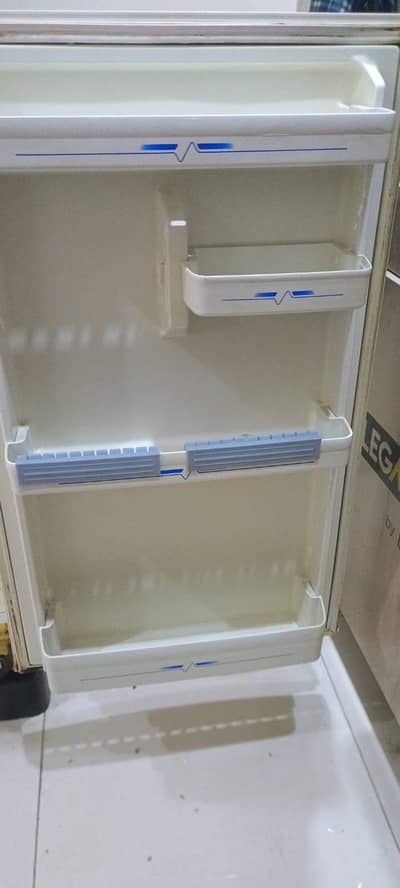 Haier fridge in used condition with good working