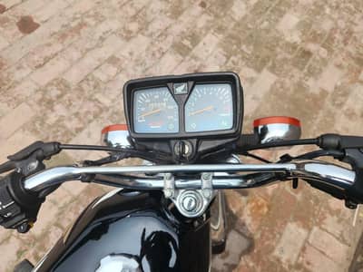 Honda 125 (2025 modal)