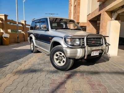 Mitsubishi Pajero 1992
