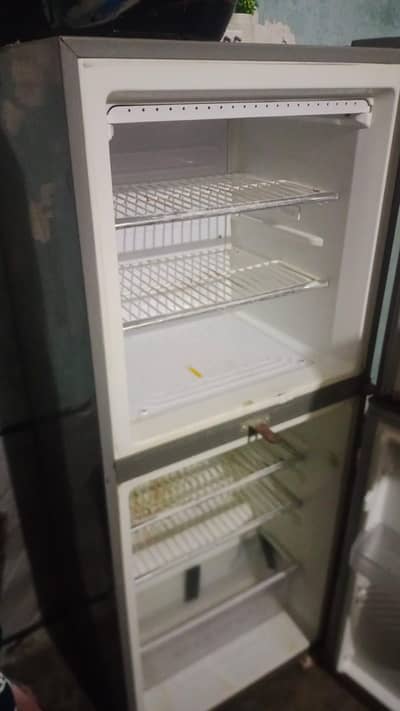 IT'S USED