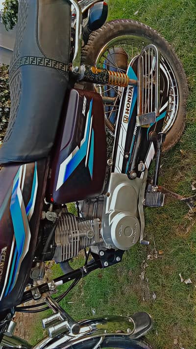 Honda 125 / 2024