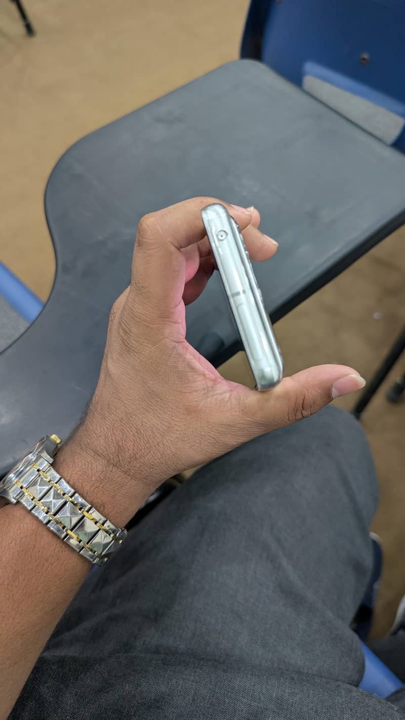 Google Pixel 7 3