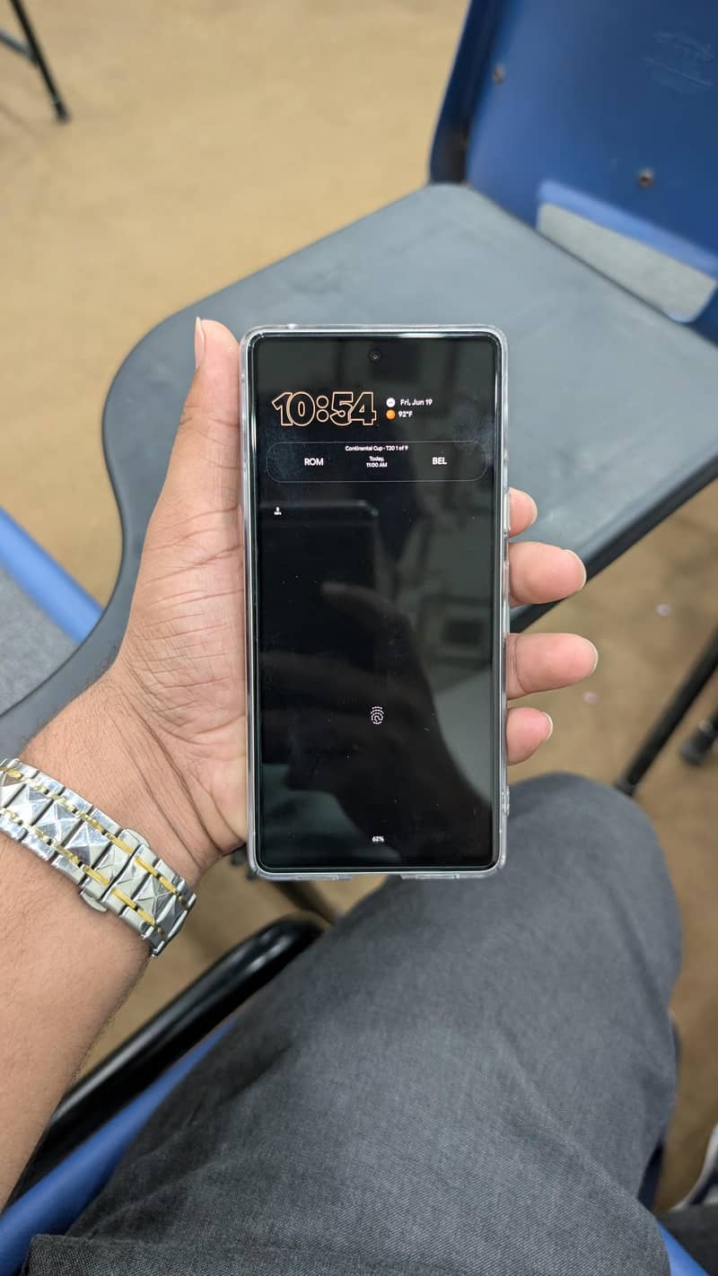 Google Pixel 7 4