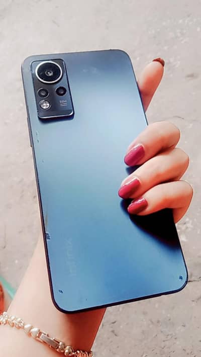 Infinix Note 12