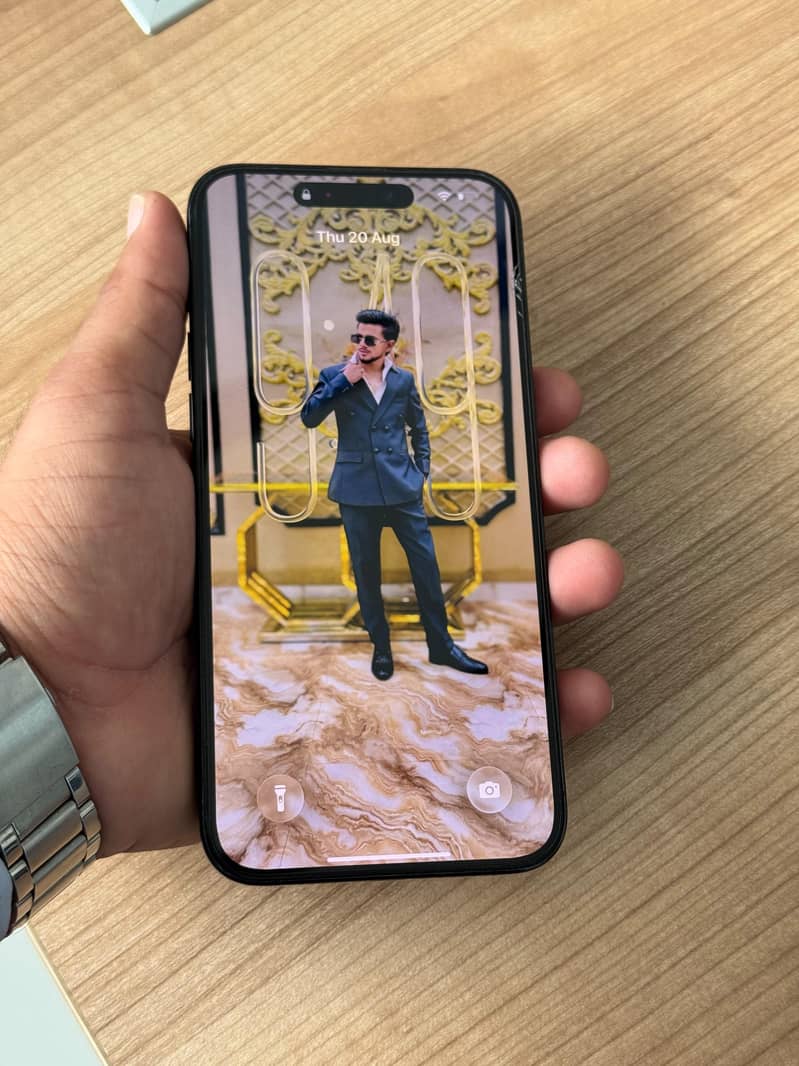 Apple iPhone 15 Pro Max 3