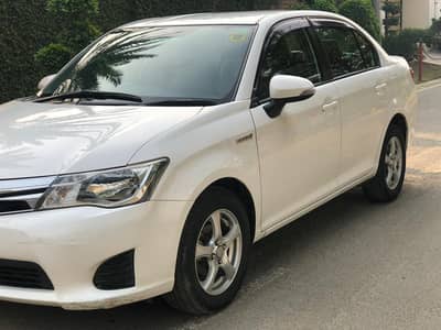 Toyota Corolla Axio 2014