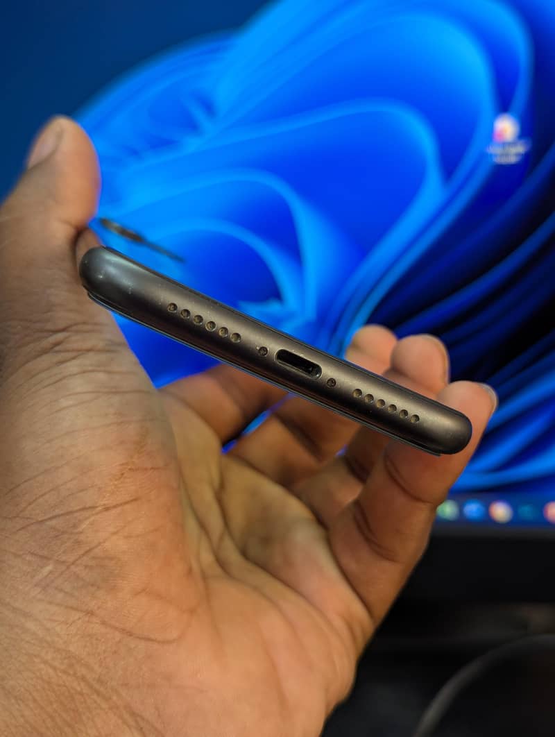 Apple iPhone 11 2