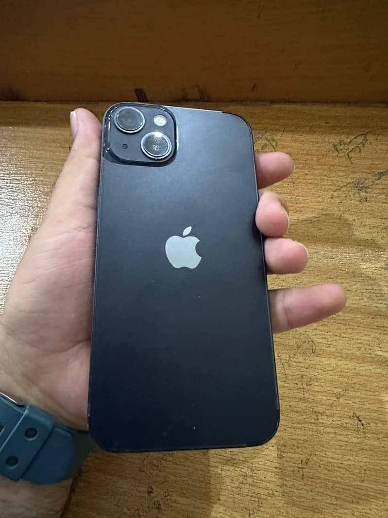 Apple iPhone 13 5