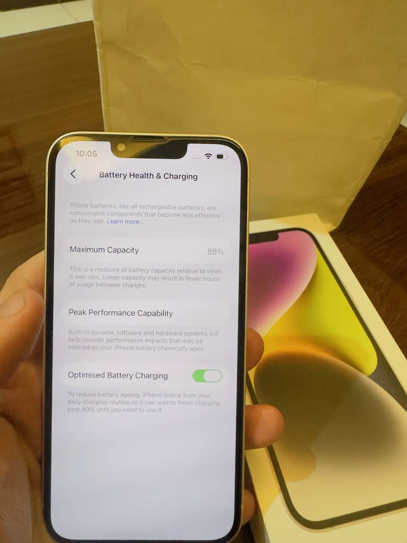 Apple iPhone 14 0