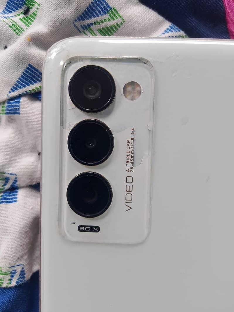 Tecno Camon 18P 4