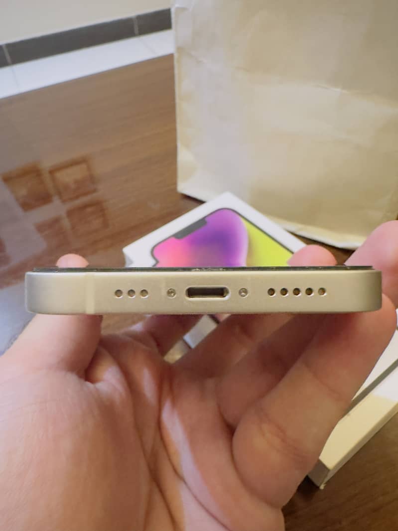 Apple iPhone 14 5