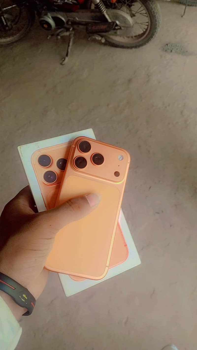 Apple iPhone 17 Pro 1