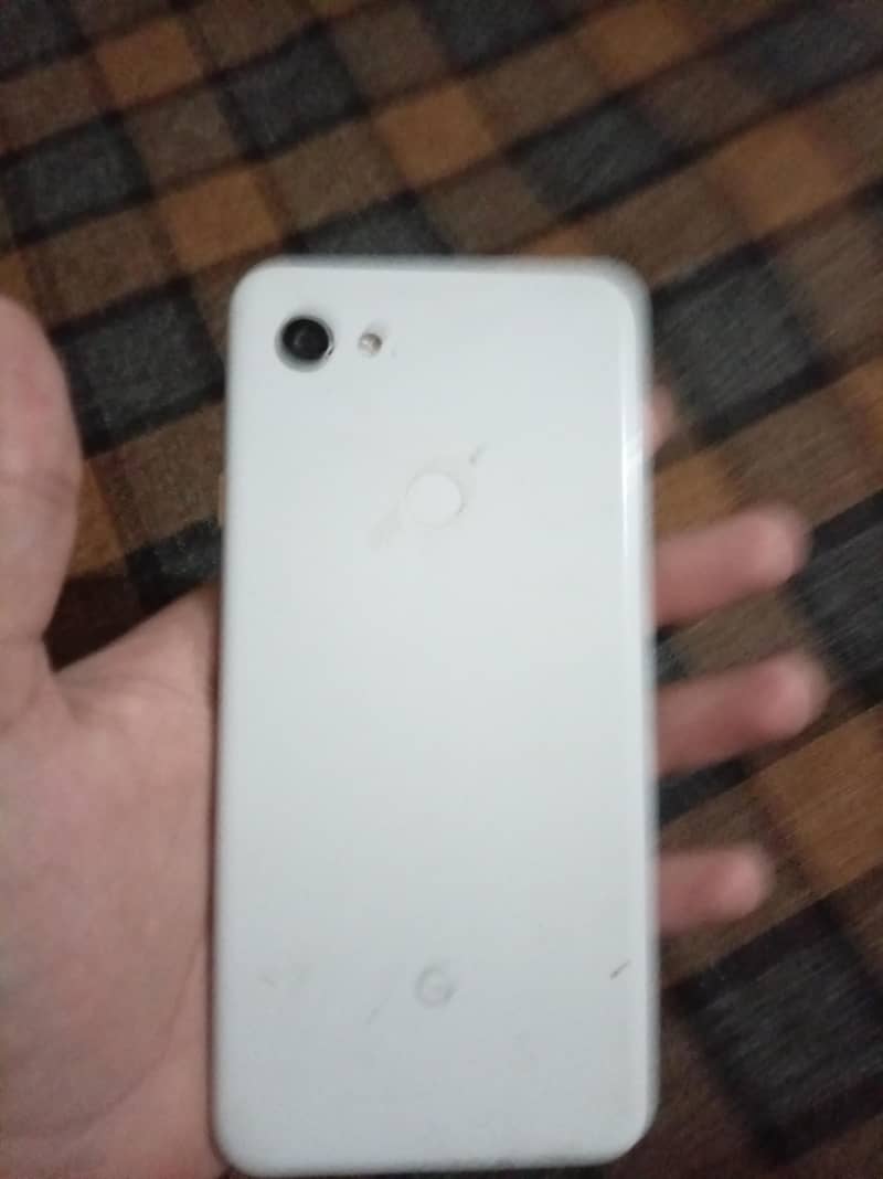 Google Pixel 3a XL 4