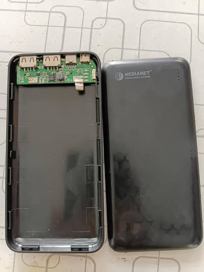Power Bank bord 10.000 MAH with Casing